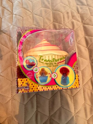 Scented cupcake surprise - cupcake,