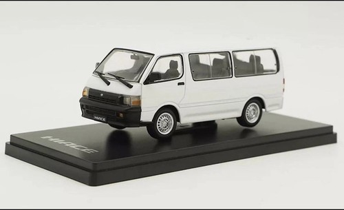 Scale toyota hiace white - 1/43,